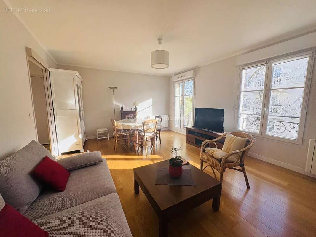 Appartement à SERRIS