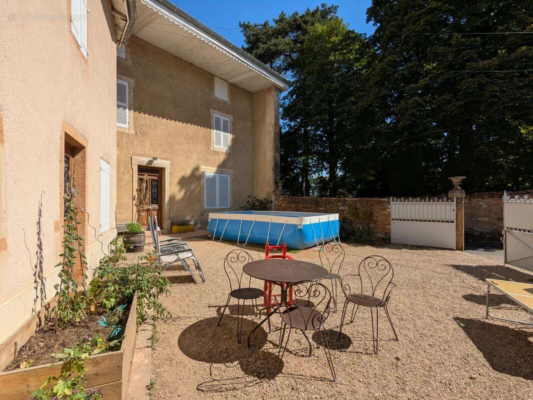 Maison à HURIGNY