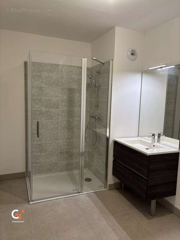 Appartement à MONT-SAINT-AIGNAN