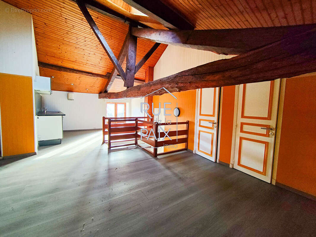Appartement à DISSAY