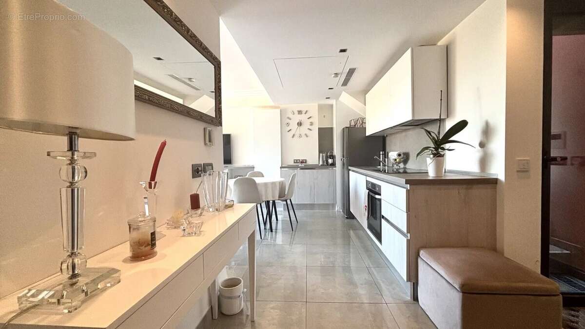 Appartement à ROQUEBRUNE-CAP-MARTIN