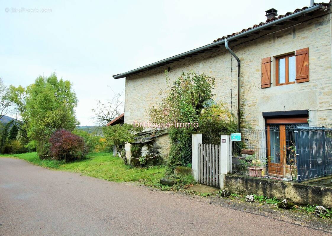 Maison à SAINT-AMOUR