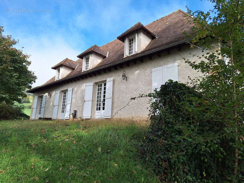 Maison à SAINT-MICHEL-LOUBEJOU