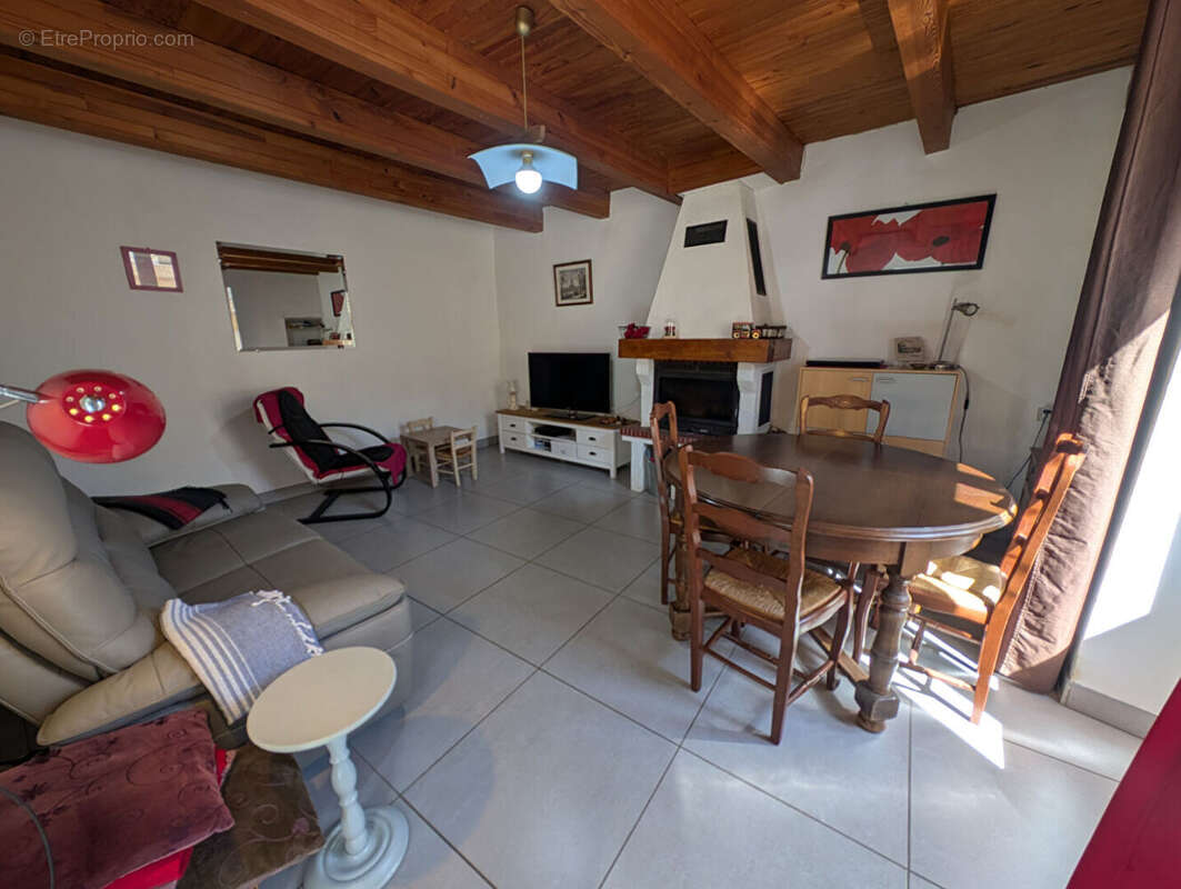 Maison à CORNAS
