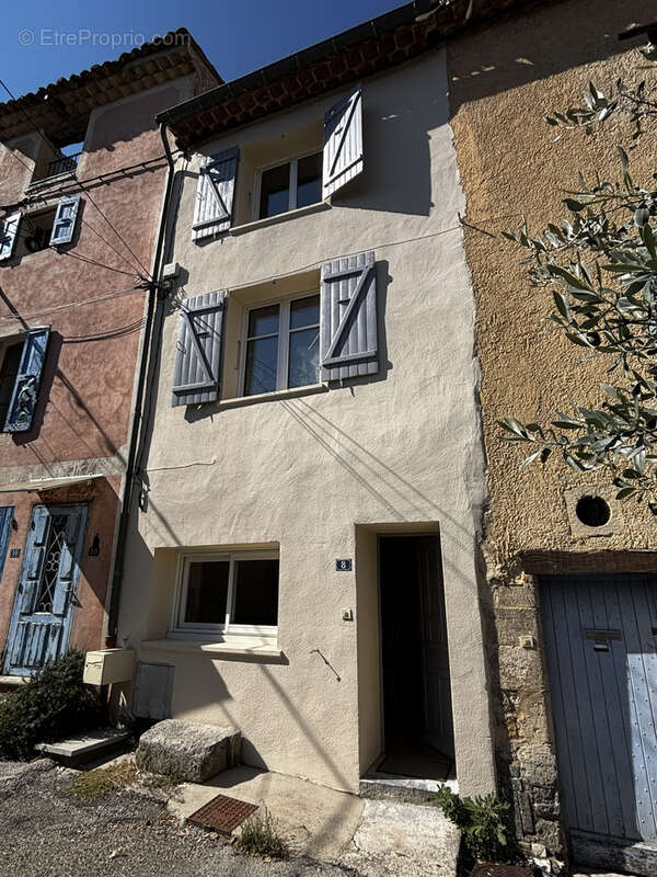 Maison à MALAUCENE