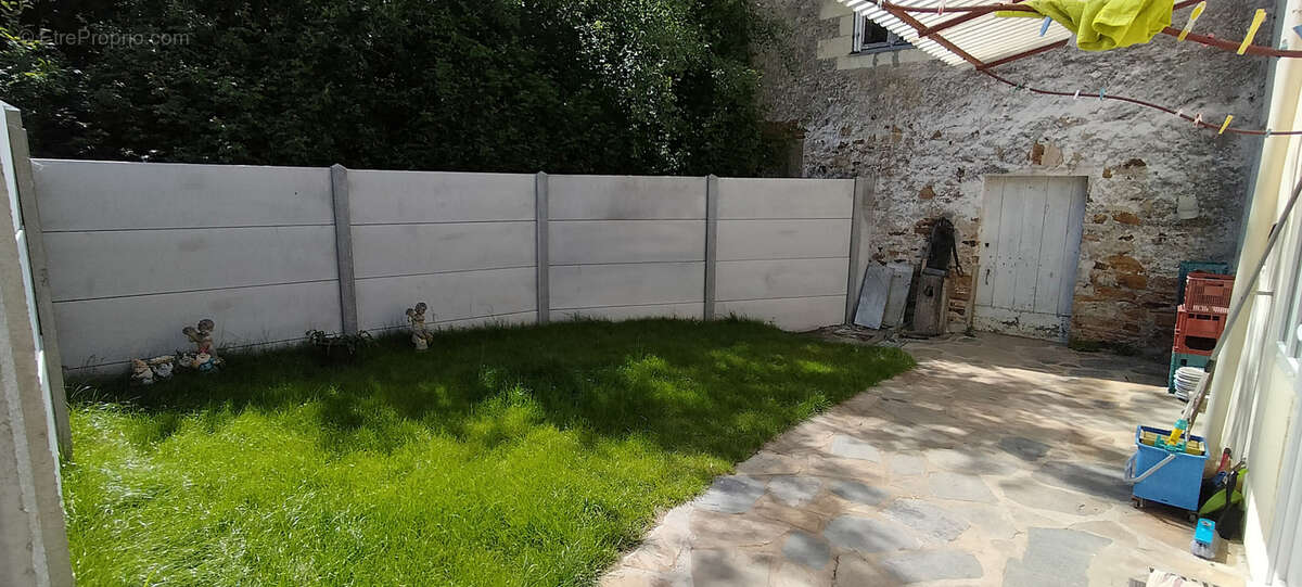 Maison à LA VARENNE