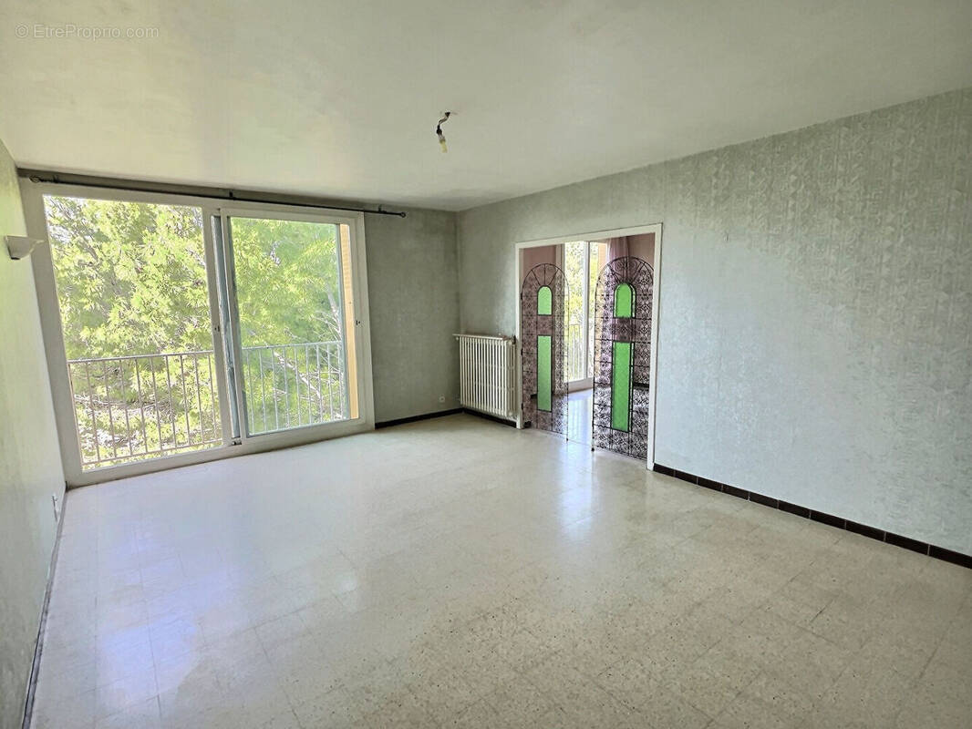 Appartement à MARSEILLE-12E