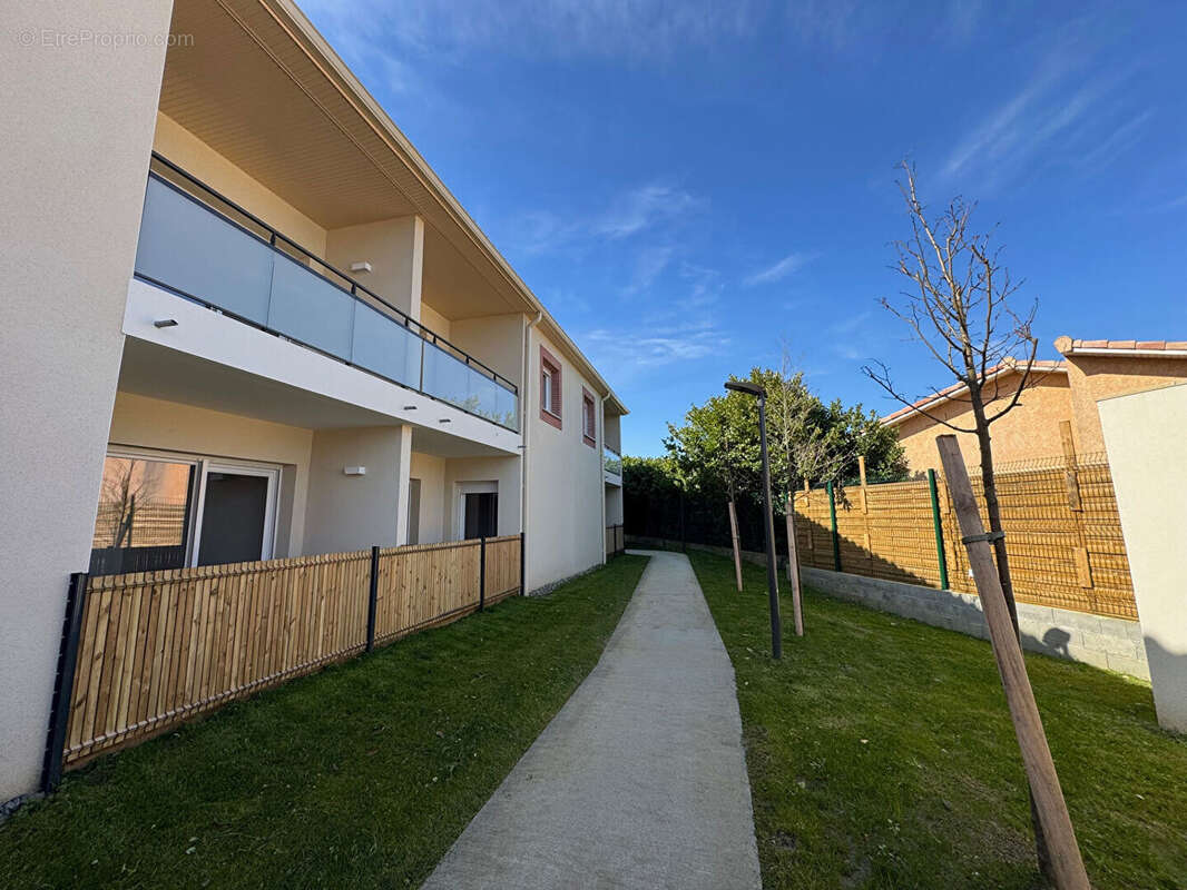 Appartement à CASTELGINEST