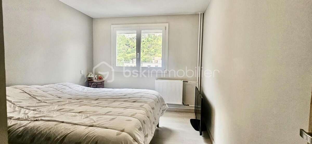 Appartement à SASSENAGE
