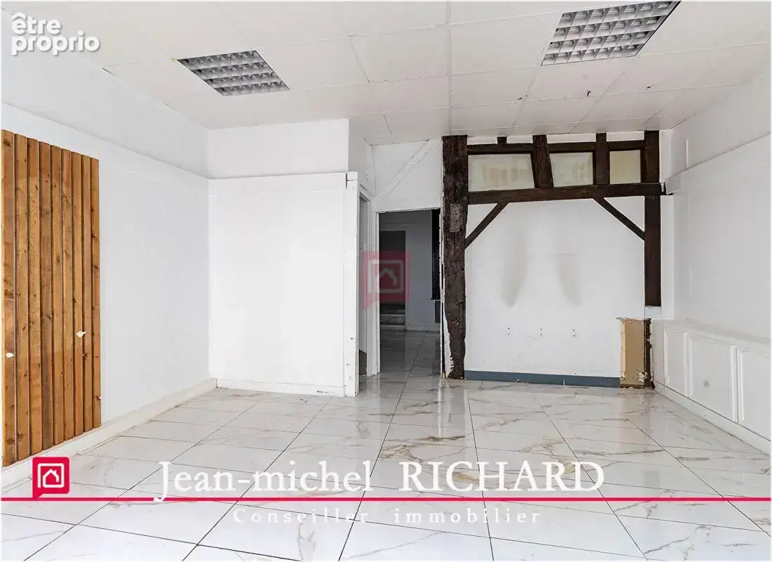 Local commercial Romorantin Lanthenay 91 m2 - photo 2