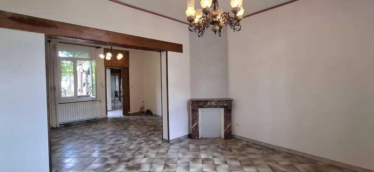 Maison indivuelle à vendre 6 pièces, Garage et Jardin ETREILLERS (02590) - photo 11