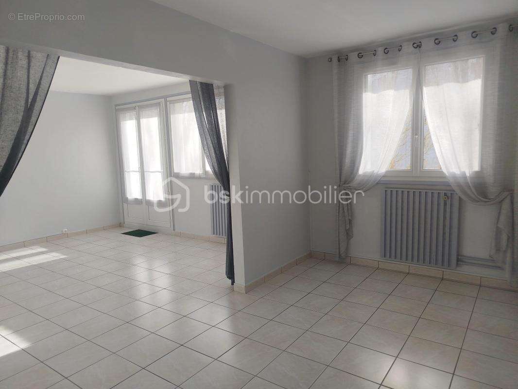 Bel appartement idealement situe - photo 4