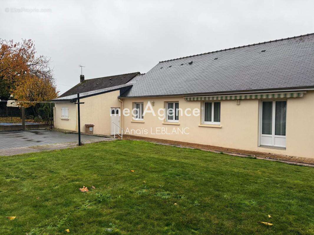 Maison à MAYENNE