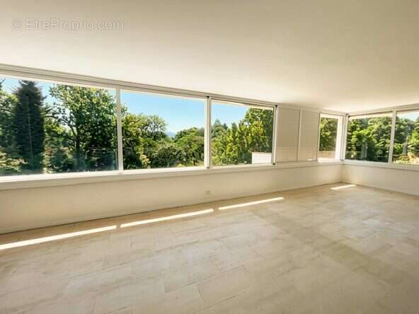 Maison 340 m² à Saint-Jean-De-Luz  - photo 3