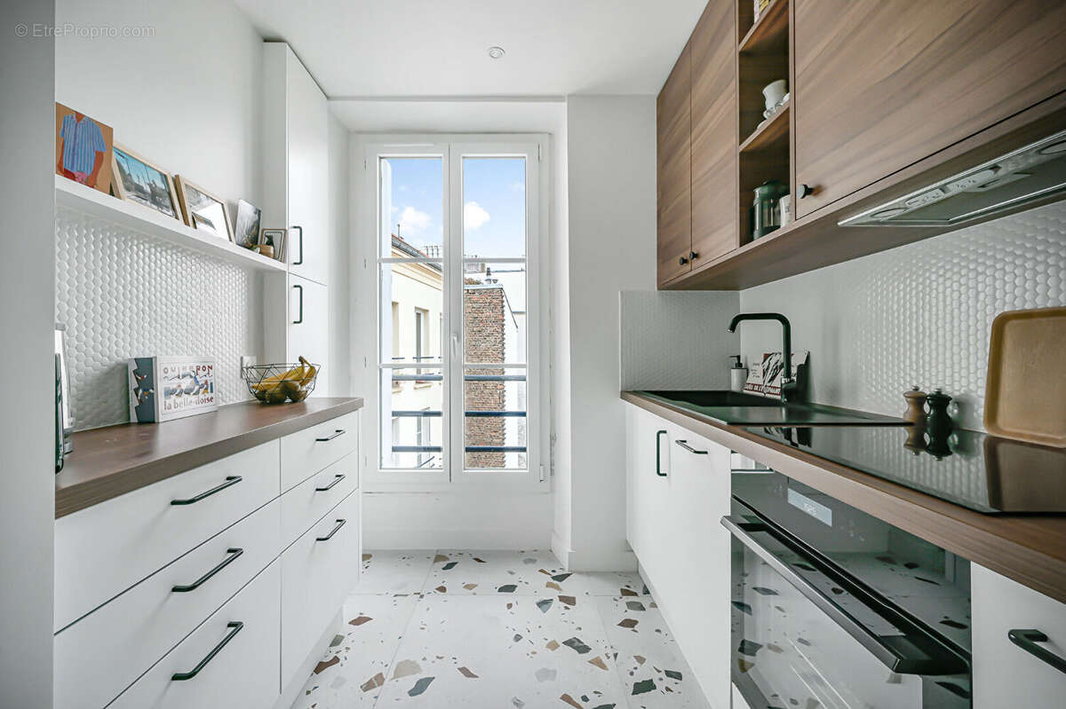 Appartement à PARIS-14E