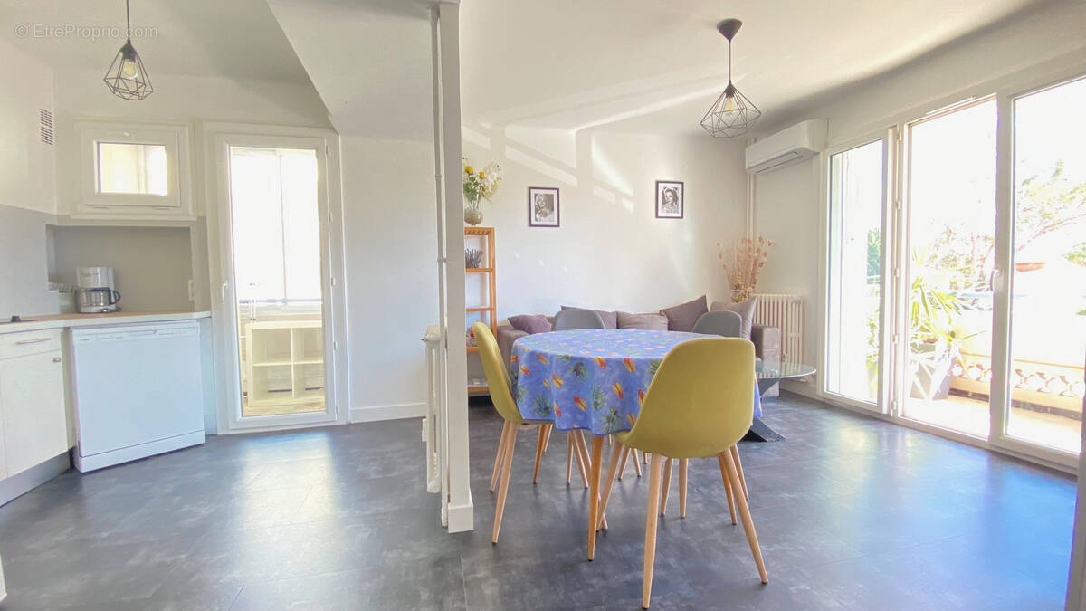 Appartement à SAINT-RAPHAEL