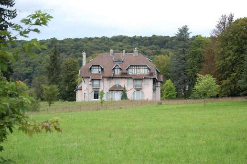 1080 m² à Bavans  - photo 4
