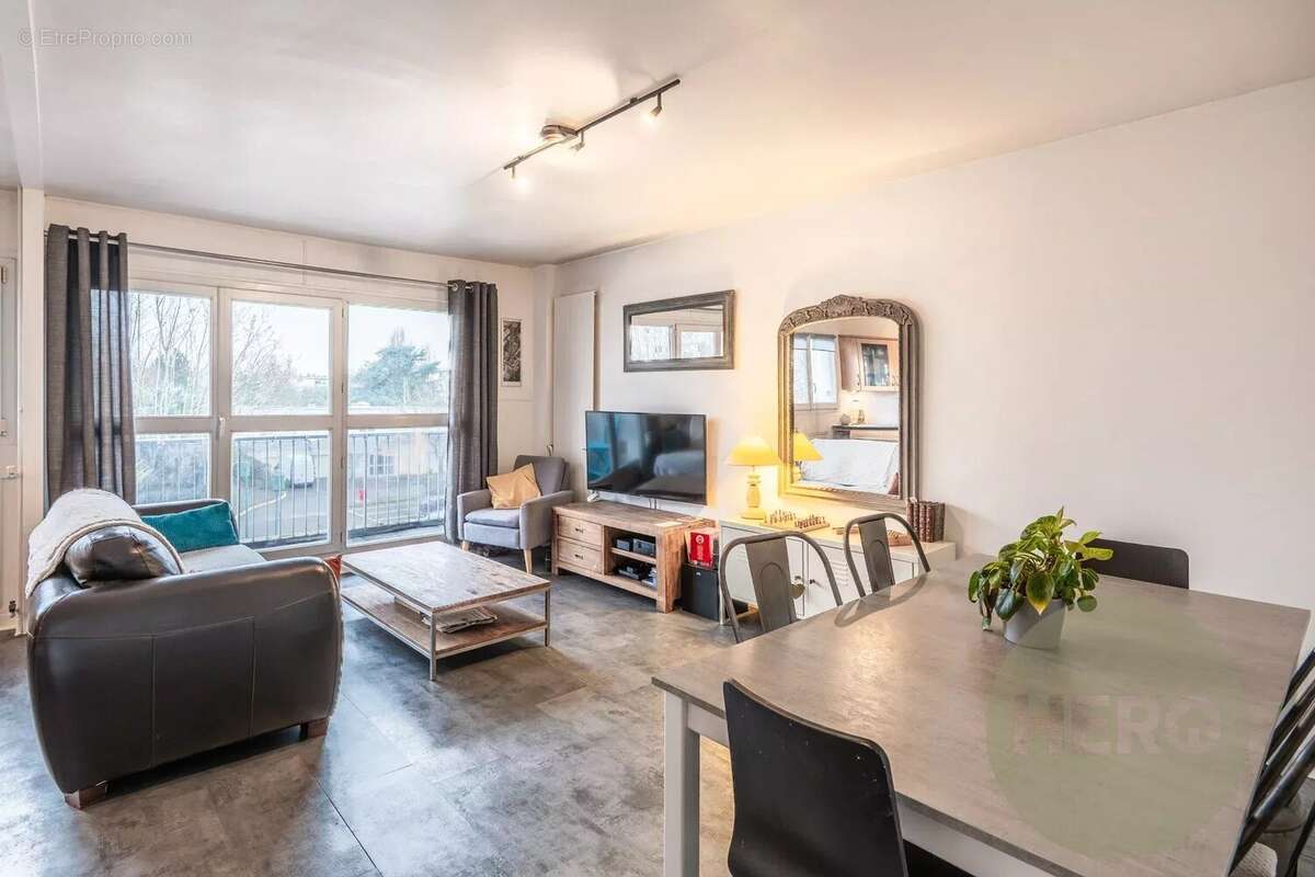 Appartement à PLAISIR