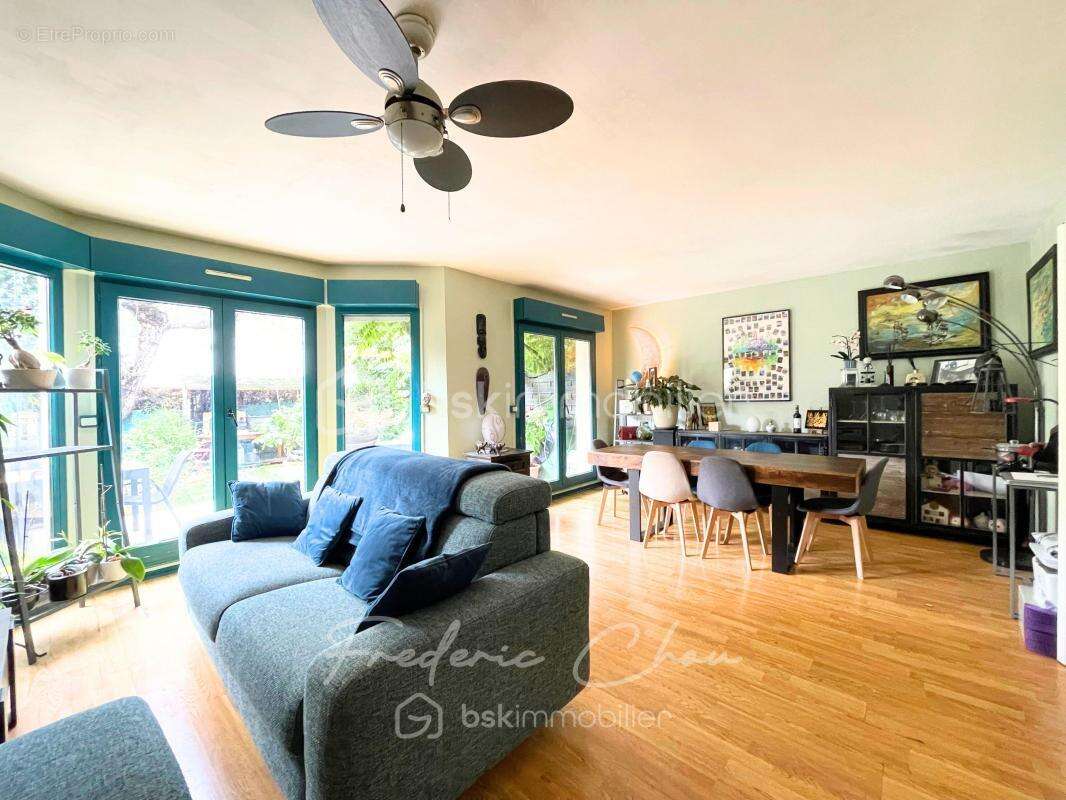 Maison à BUSSY-SAINT-GEORGES