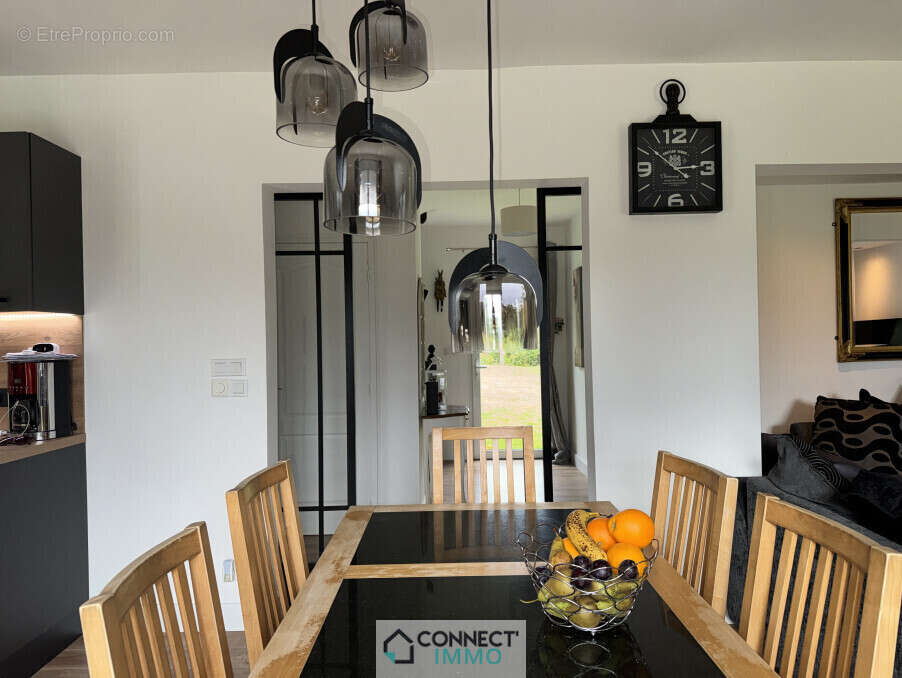 Maison à LA FEUILLEE