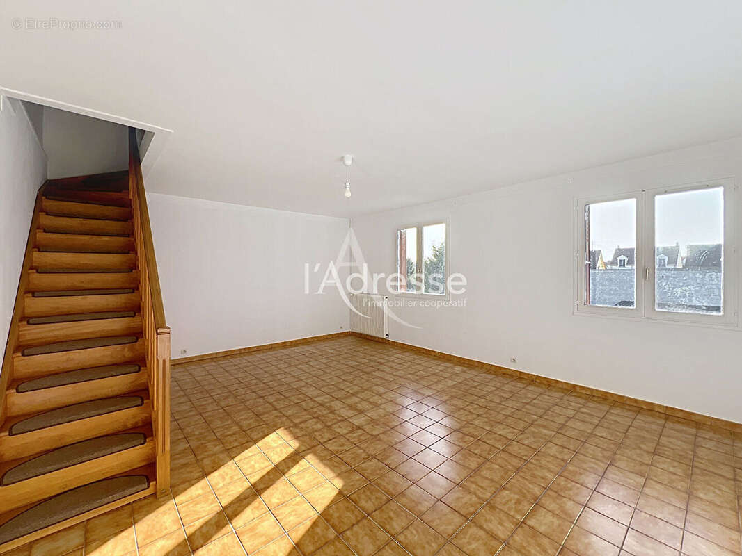 Appartement à CHELLES