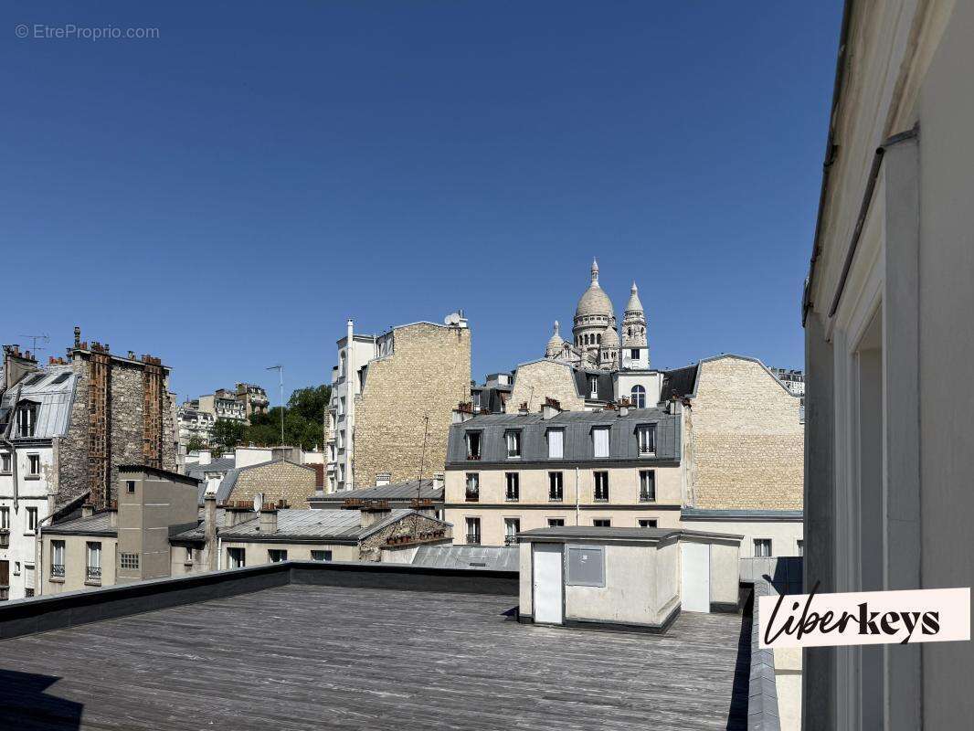 Appartement à PARIS-18E
