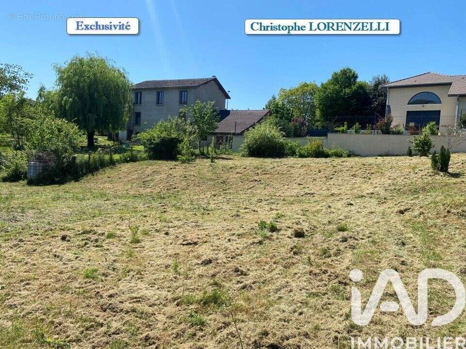 Terrain 1233 m² à Brens  - photo 4