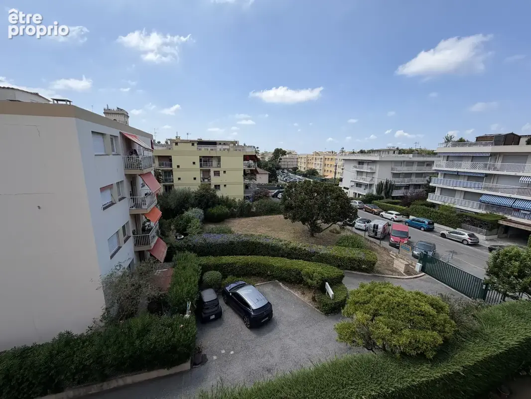 'Les Vespins' Superbe 3 Pièces vaste terrasse garage double - photo 8