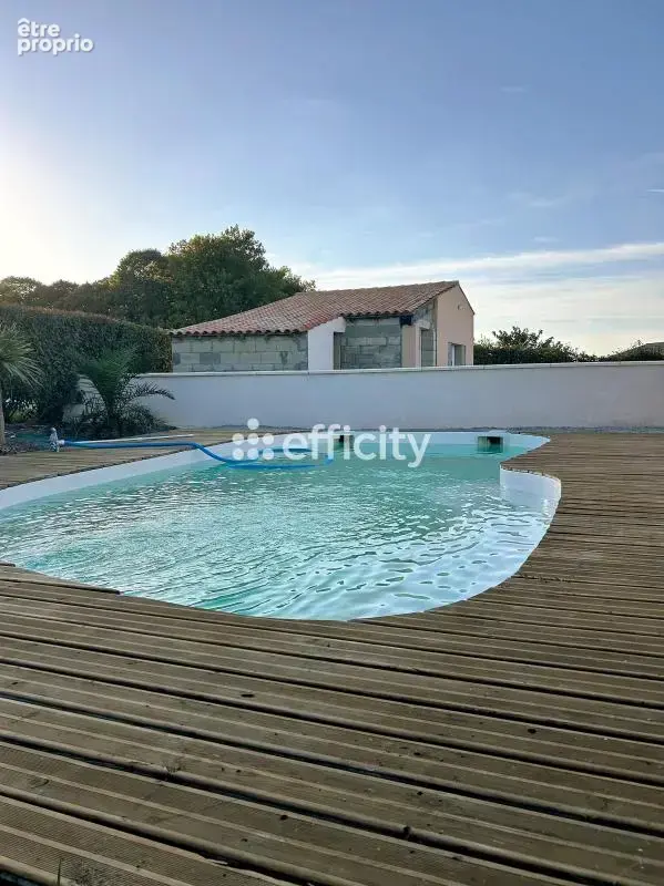 Maison 6 pièces 150 m² à vendre à Saintes (17100) - photo 14