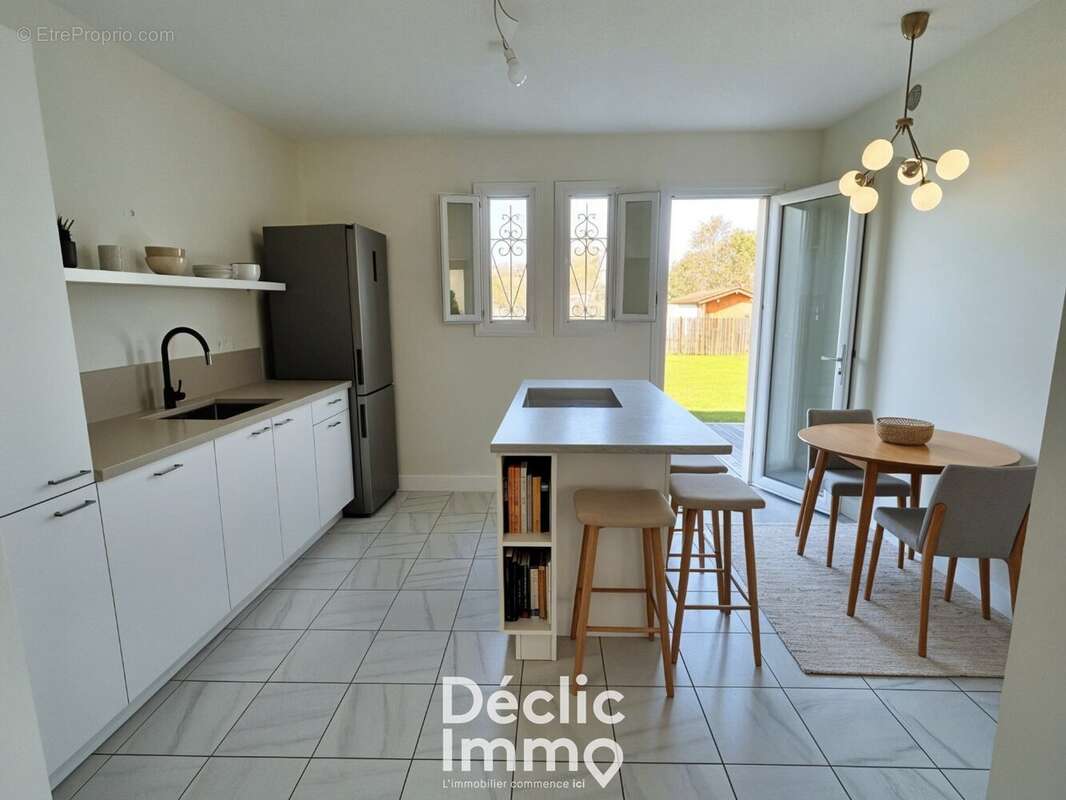 Maison à CARIGNAN-DE-BORDEAUX