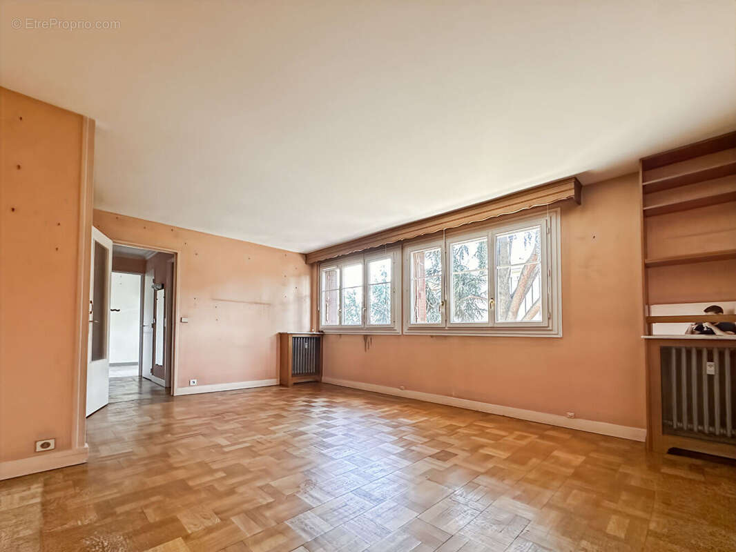 Appartement à ROSNY-SOUS-BOIS