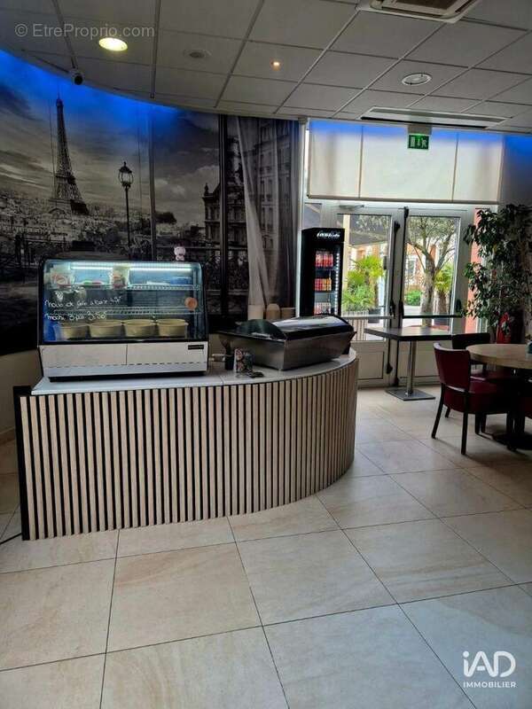 Photo 2 - Commerce à CHATEAUNEUF-SUR-LOIRE