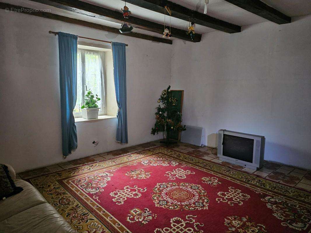 Maison à DAMPIERRE-ET-FLEE