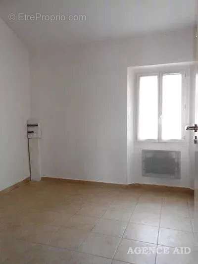 Appartement à CUGES-LES-PINS