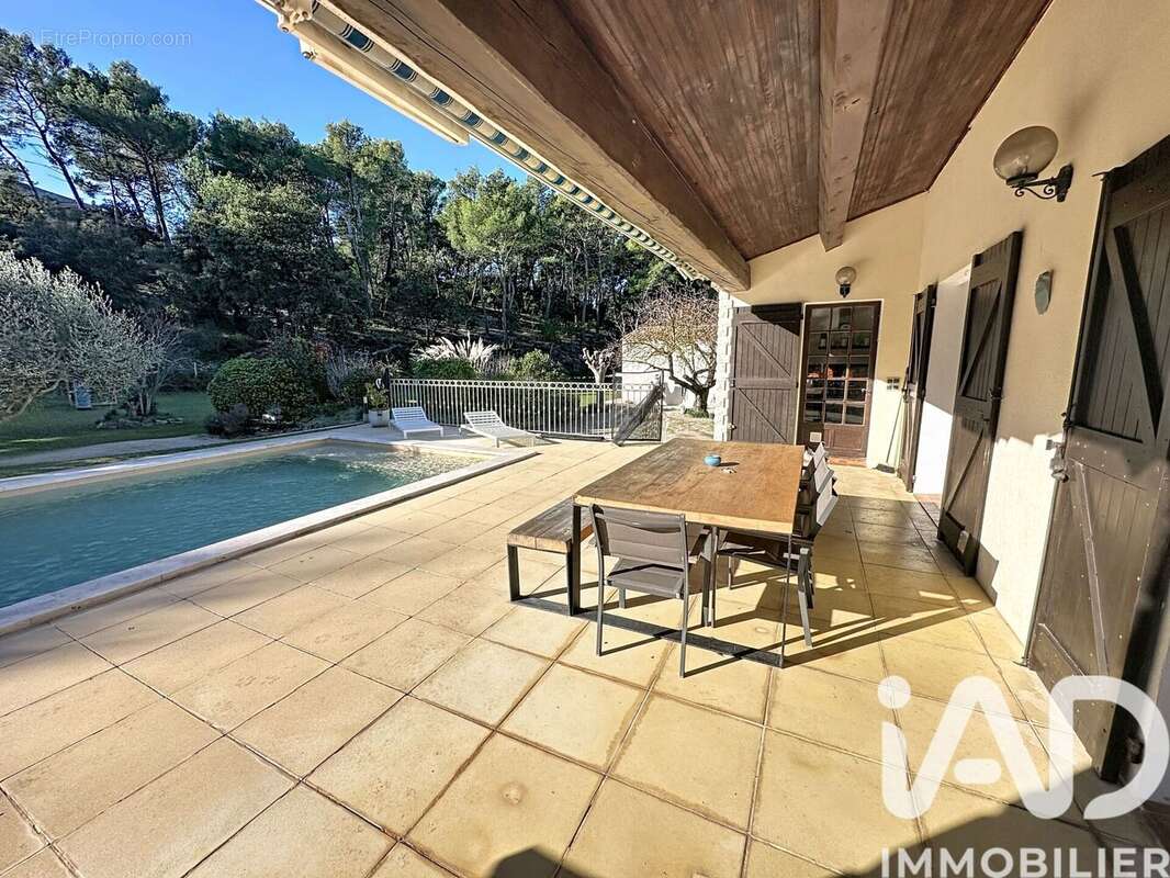 Photo 4 - Maison à ROQUEFORT-LA-BEDOULE