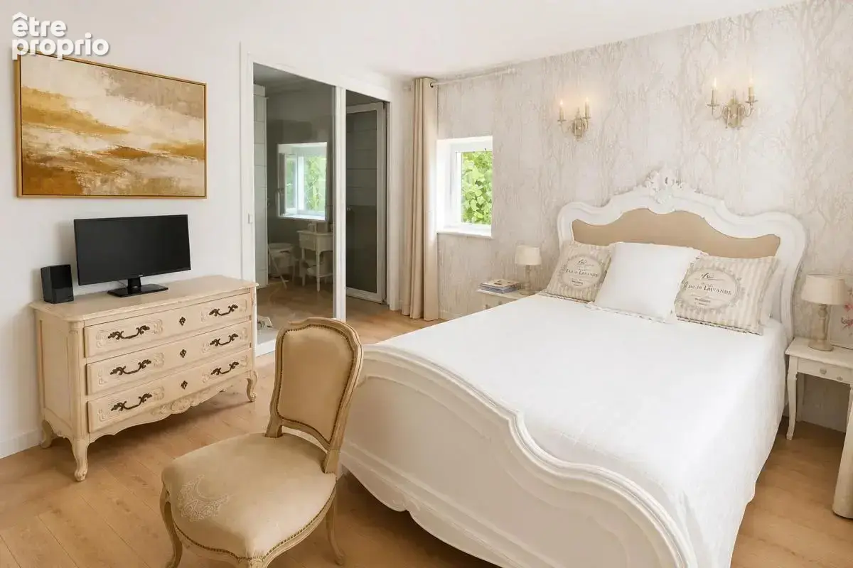Propriété d'exception aux multiples possibilités - 384 m² - photo 11
