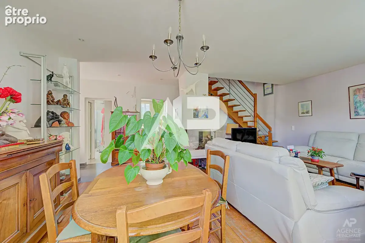 Maison Suresnes 7 pièce(s) 161m² - photo 4