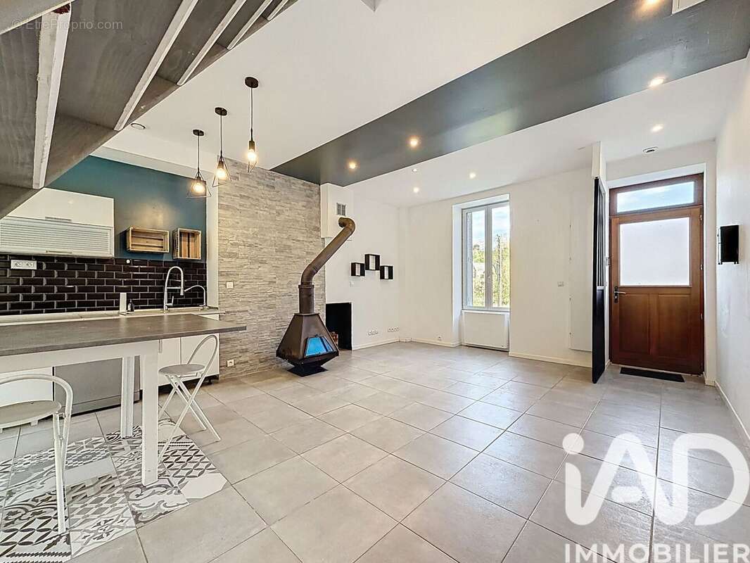 Photo 2 - Maison à ARGENTON-SUR-CREUSE