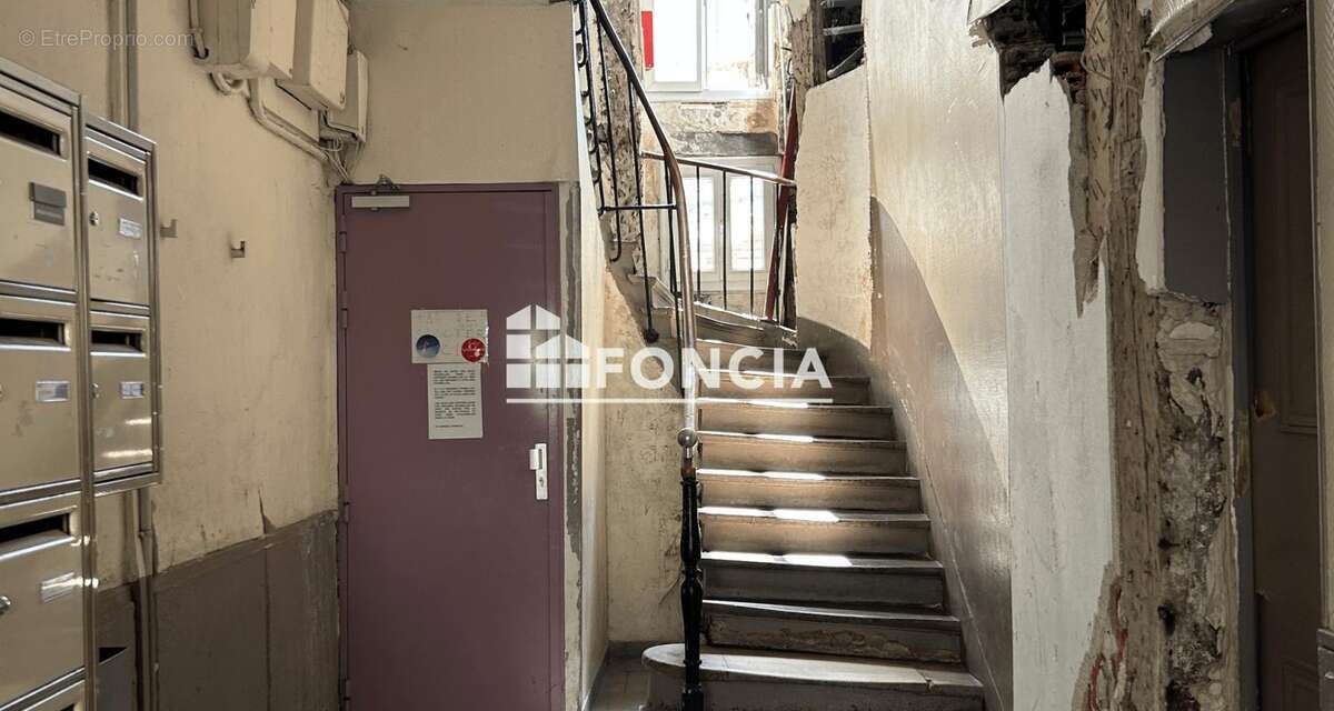 Appartement à SAINT-DENIS