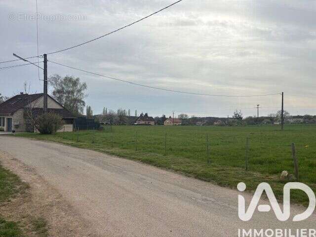 Photo 2 - Terrain à GIRECOURT-SUR-DURBION