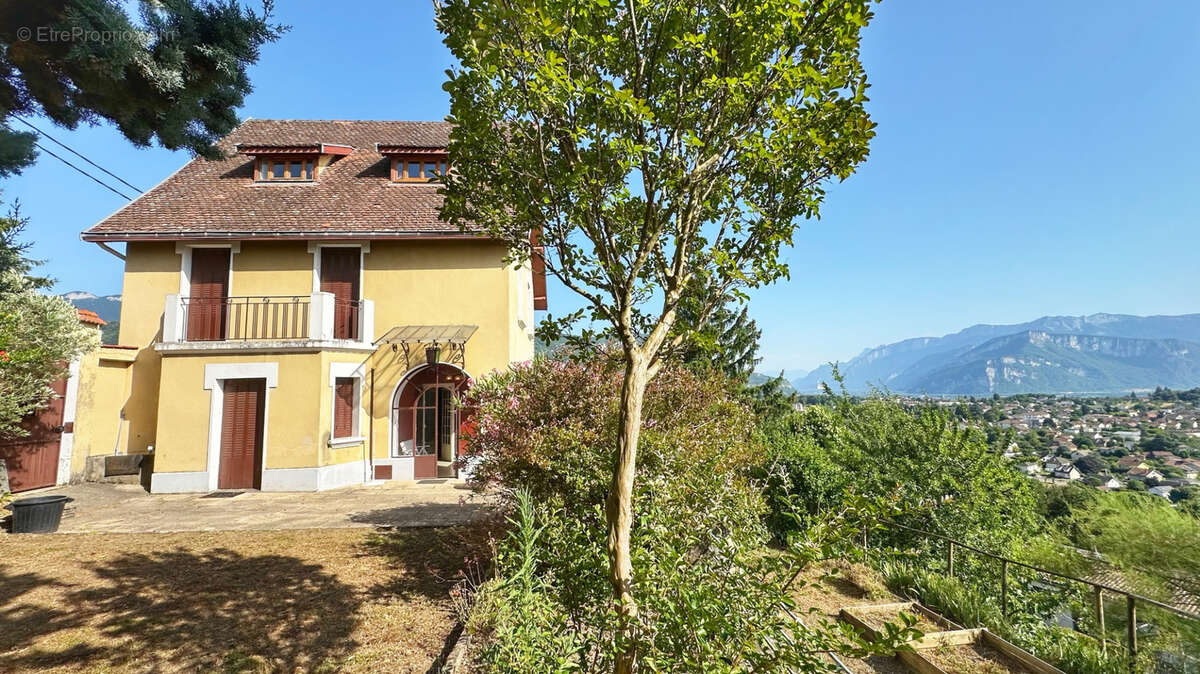 Maison à COUBLEVIE