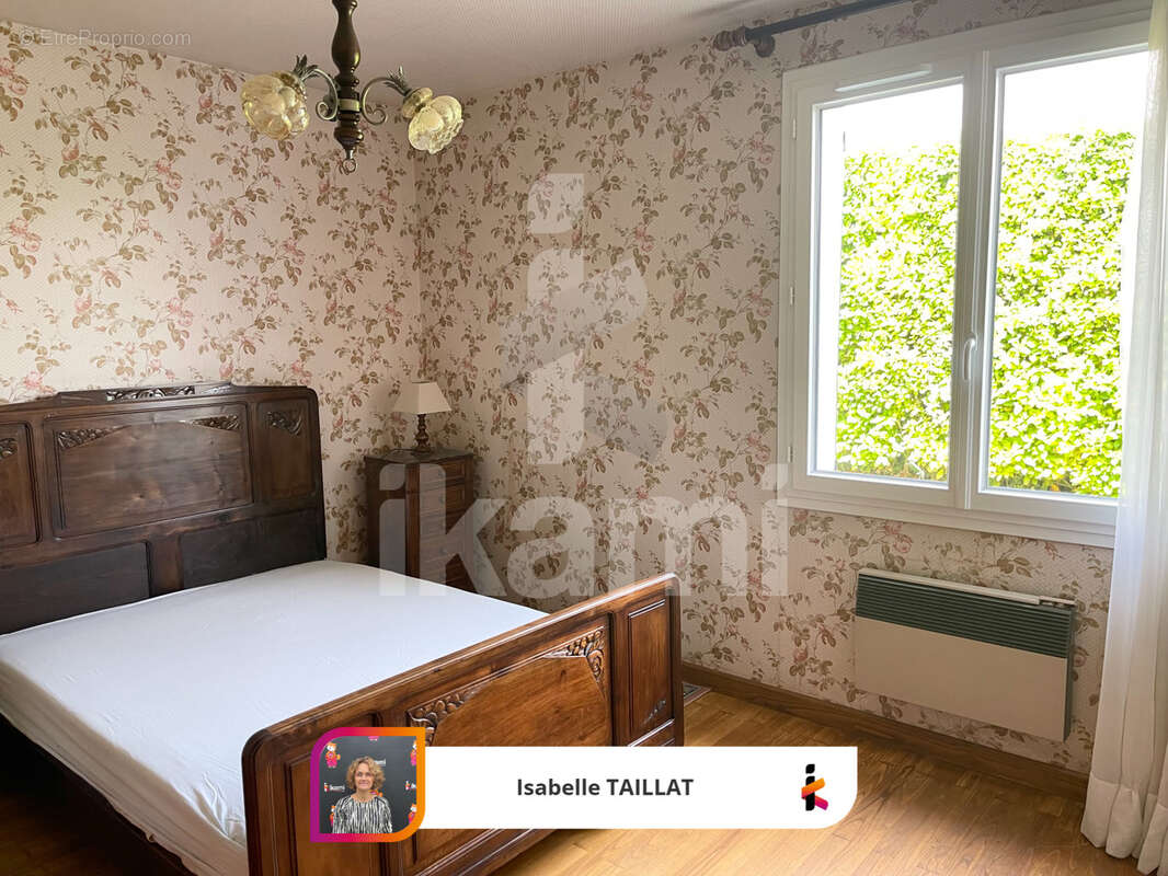 Maison à SAINT-DONAT-SUR-L'HERBASSE