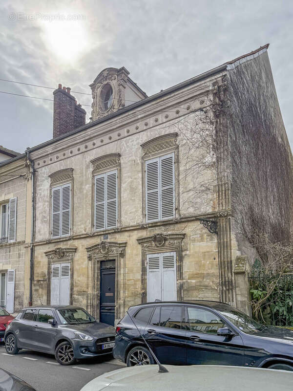 Maison à PONTOISE
