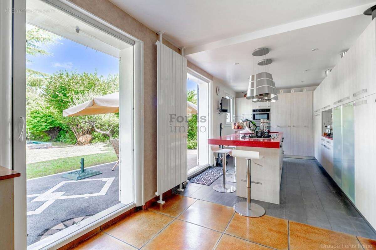 Maison à BOISSISE-LE-ROI