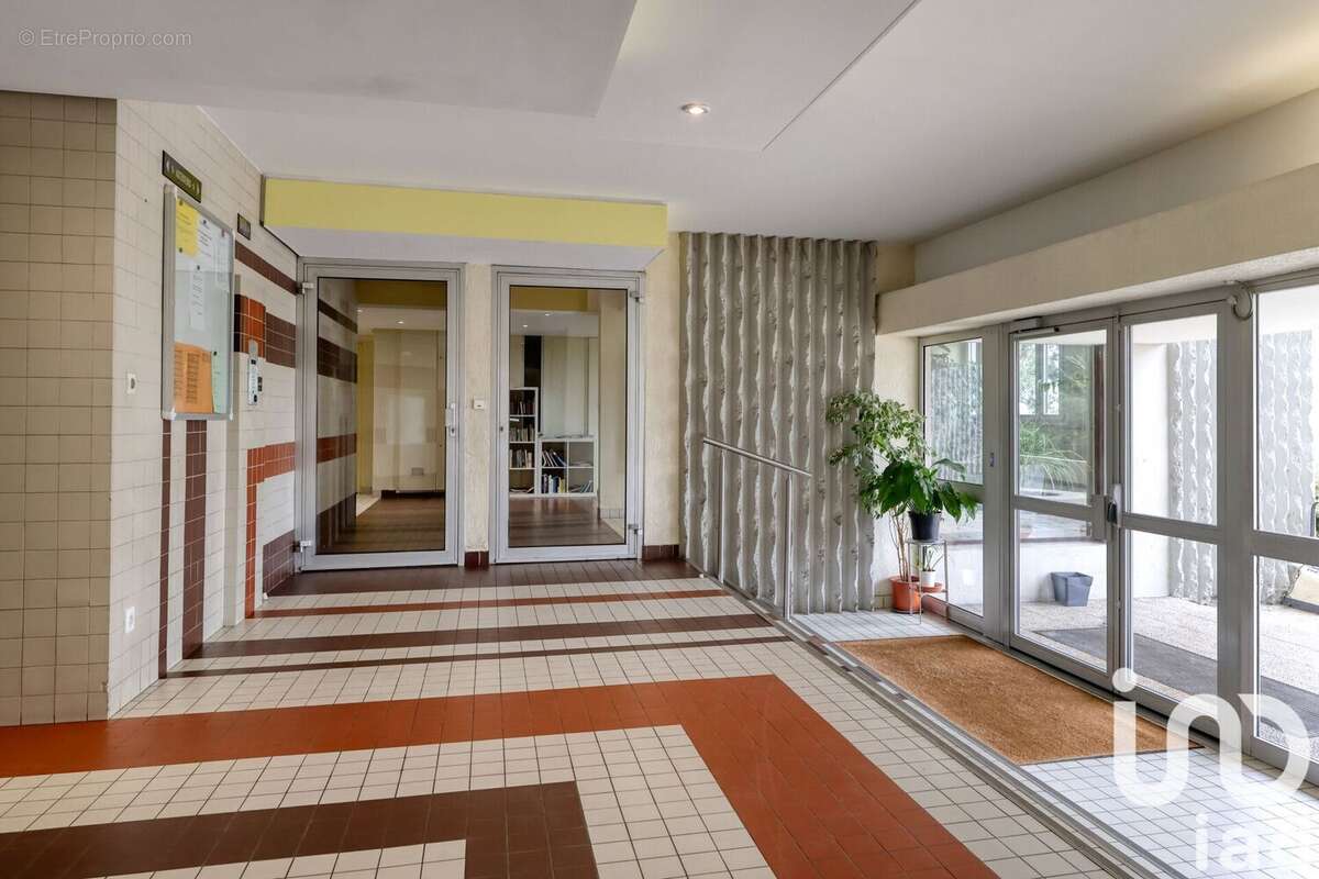 Photo 9 - Appartement à BAGNOLET