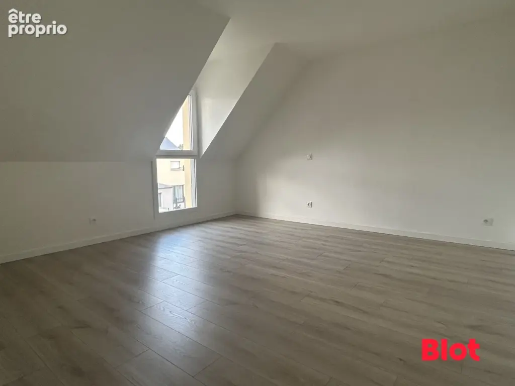 Maison 7 pièces 140 m² à vendre à Chasne-Sur-Illet (35250) - photo 7