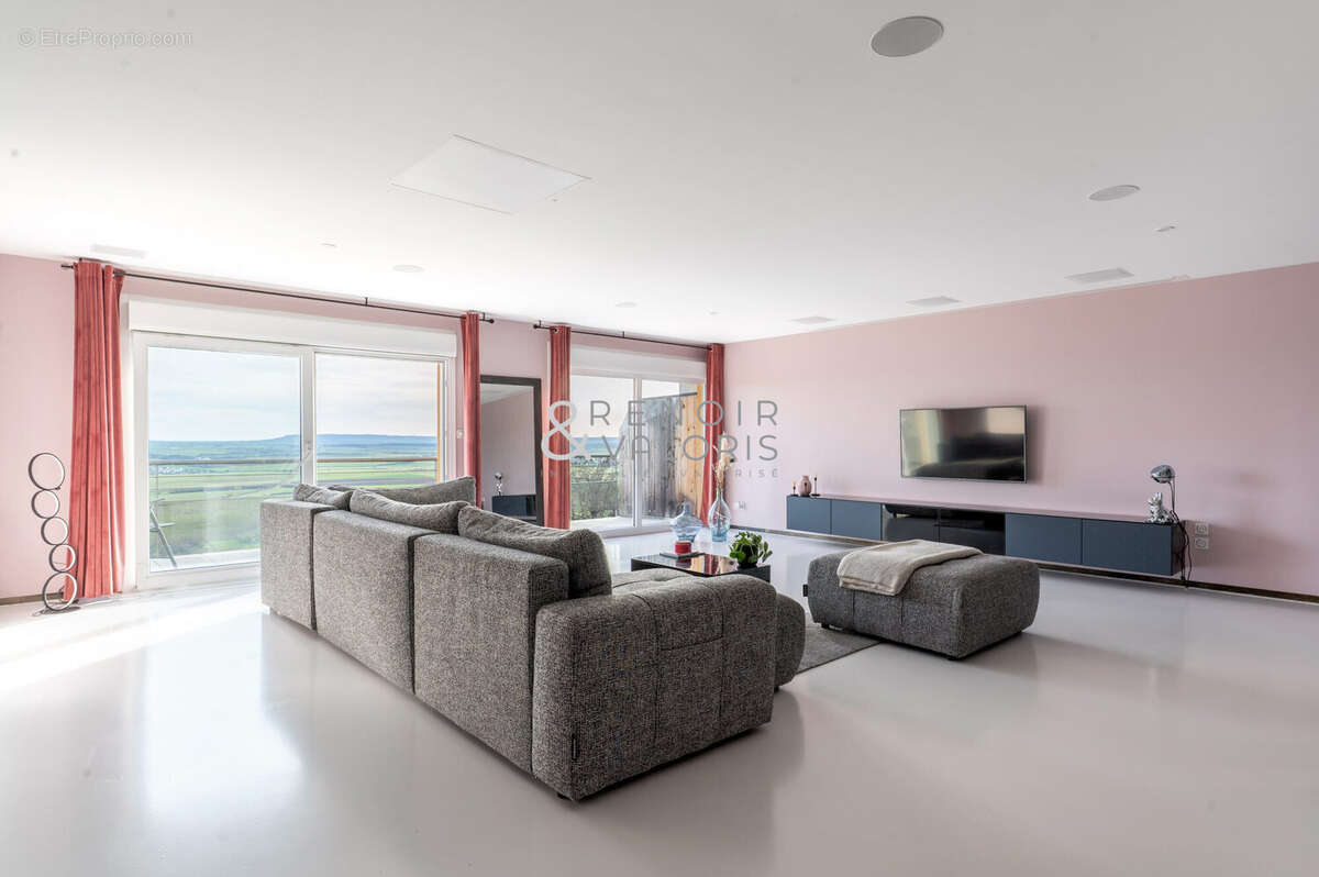 Maison à BAINVILLE-SUR-MADON