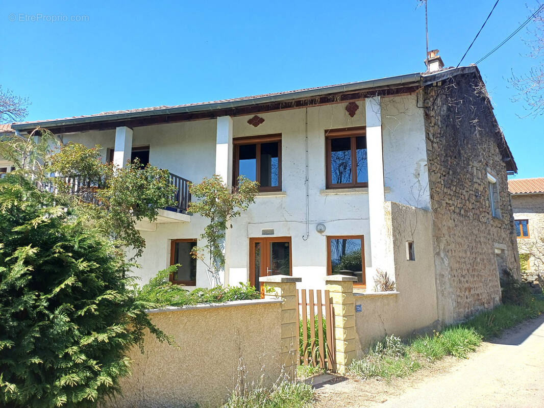 Maison à CHOMELIX