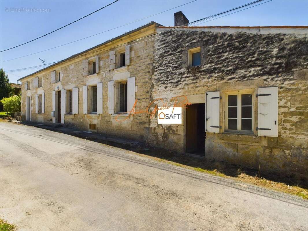 Photo 4 - Maison à PLASSAY