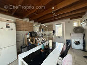 Maison à MONTS-SUR-GUESNES